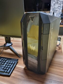 Herny PC-- ACER Predator Orion 3000 - 4