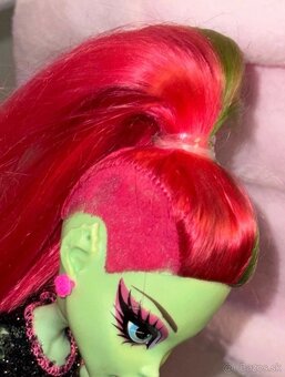 Monster High Venus Mcflytrap Ghoul’s Night Out - 4