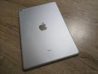 Ipad 9 256gb jediny problem nejde otlacok prsta ktory nieje - 4