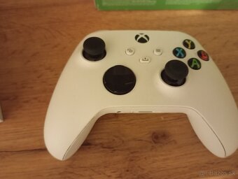 Xbox series s - 4