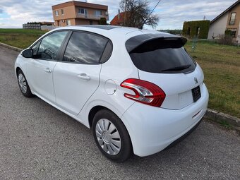 Predám-Peugeot 208 1,4 HDI 50kW, AUTOMAT,naj.53000km - 4