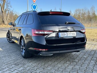 Škoda Superb Combi 2.0 TDI 190k 4x4 Sportline DSG - 4