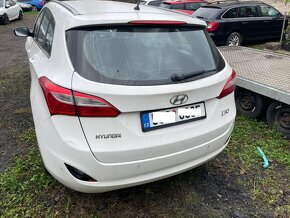 Hyundai I30 1.6CRDi 81kw, r.7/2014, klima - 4