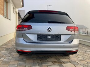 Volkswagen Passat Variant 2.0 TDI EVO DSG - 4