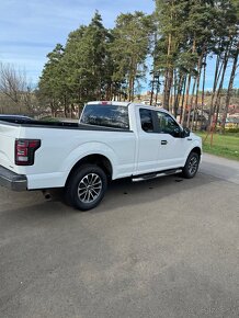 Ford F150 - 4