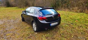 Predám Opel Astra 1.4T benzín 103kW - 4