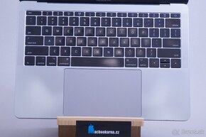 ZÁRUKA/Macbook Pro13.3/I5 2.3GHZ/8GB RAM/128GB SSD - 4