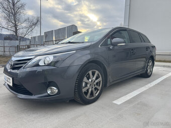 Toyota Avensis Combi 2.0 D-4D Exclusive, 2013 , Slovenské - 4