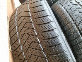 pneu 19″ 235/55R19 PIRELLI zimné 4mm DOT19/20 - 4