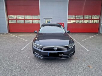 Predám Volkswagen Passat B8 combi 2,0tdi 140kw 2019 - 4