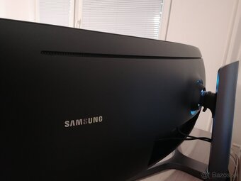 Samsung crg9 49 herný monitor - 4