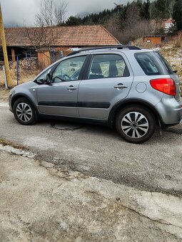 Suzuki SX4 - 4