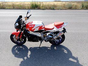 Aprilia tuono 1000 R - 4