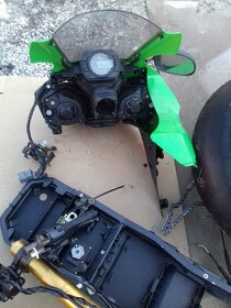 Na ND Kawasaki Ninja  ZX 10R. - 4