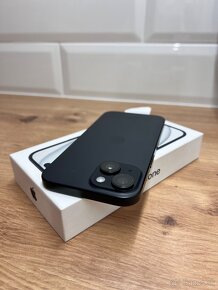 Apple iPhone 15 128GB Black, Záruka - 4