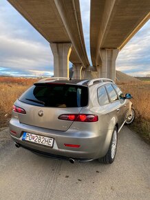 Alfa Romeo 159 2.4 JTDm 147 kW, automat - 4