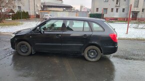 Škoda Fabia 1.2 51kw 70000km - 4