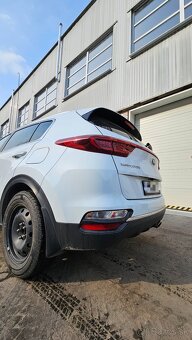 KIA SPORTAGE - 4