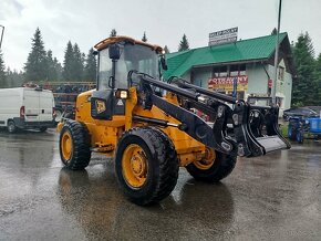 Kolesový nakladač JCB 416 HT - 4