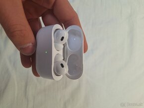 AirPods pro 2 - 4