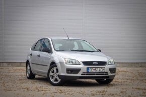 FORD FOCUS 1.6 74kW 159 000km 2007 - 4