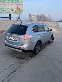 Mitsubishi Outlander 3 rok výroby, 2014 7 míst 2.2dizel 110k - 4