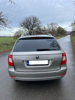 Skoda Superb Combi 2.0TDi CR 104kw 2011 - 4