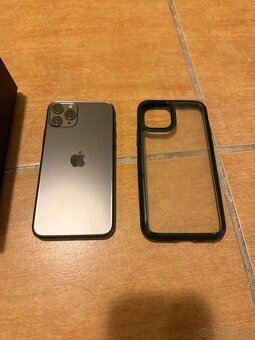 iPhone 11 Pro 256 GB - 4