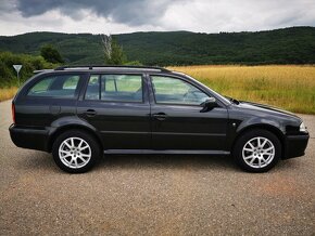 ŠKODA OCTAVIA COMBI 1.9TDI 96KW 131PS LIMITED EDITION GT - 4