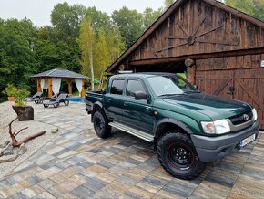 Toyota Hilux 2.5 D-4D 4X4 UKÁŽKOVÝ STAV - 4