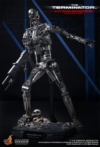 Sideshow (Hot Toys)  Terminator T-800  T2 Endoskeleton QS002 - 4