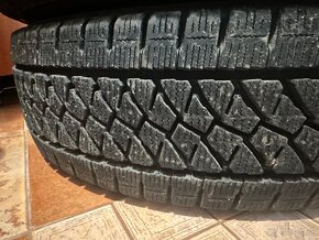 215/75 R16C W995 113R Bridgestone - 4