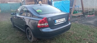 Volvo S40 - 4