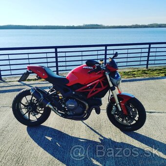 Ducati Monster 1100 Evo - 4