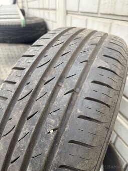 Pneu Nexen 235/60 R16 + Alu disky org. Kia 5x114,3 - 4