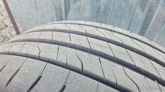 Predám pneumatiky s diskami  235/50 r19 - 4