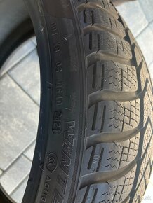 Pirelli 255/35 R19 - 4