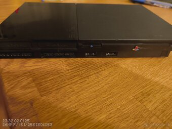 ps2slim - 4