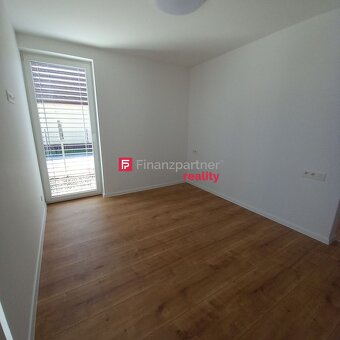 Na predaj 4,5 izbový bungalov, novostavba, Hviezdoslavov - 4