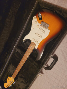 Fender SQUIER STRAT r.v. 2001 - 4