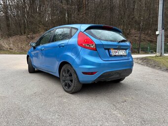 Ford Fiesta 1.4 B+P 2010 - 4