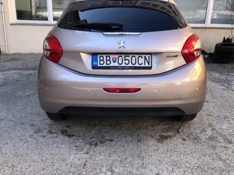 Peugeot 208 1.4 HDI - 4