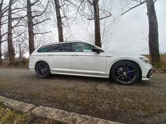 Volkswagen Passat R-line 2.0 BiTDI DSG 4x4 - 4