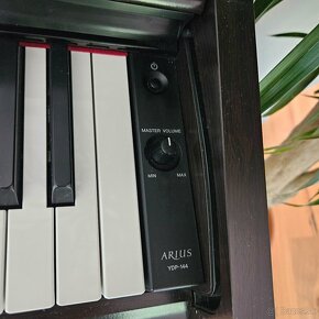 Digitalne piano - klavir - Yamaha YDP144R - 4