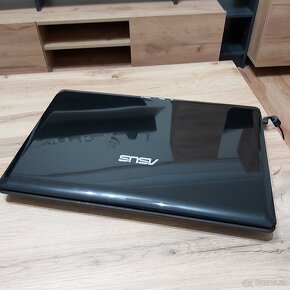 Asus K52J - 4