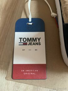 Tommy Jeans sandále - 4