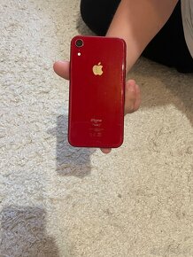 iPhone xr - 4