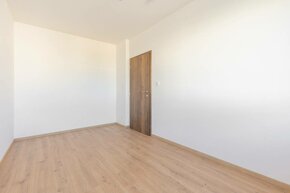 NA PREDAJ 2 IZBOVÝ BYT - apartman č.14 STUPAVA, Jána Ondruša - 4