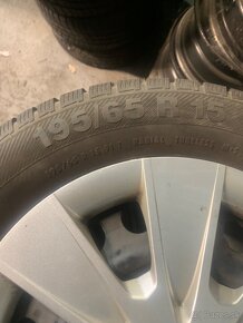 195/65R15 - 4