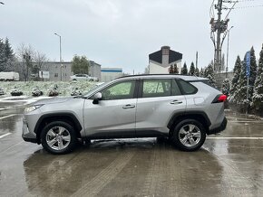 Toyota RAV4 2.5 Hybrid e-CVT Business edícia - 4